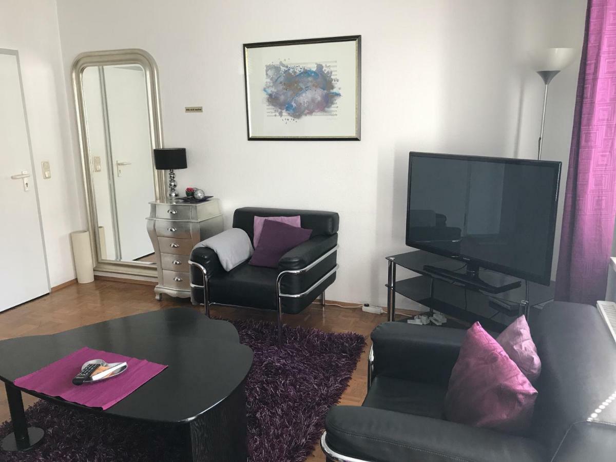 Apartmenthaus Zentrum Komfort Apartments Mit Minikuchen Verschiedener Grossen Kassel Eksteriør bilde