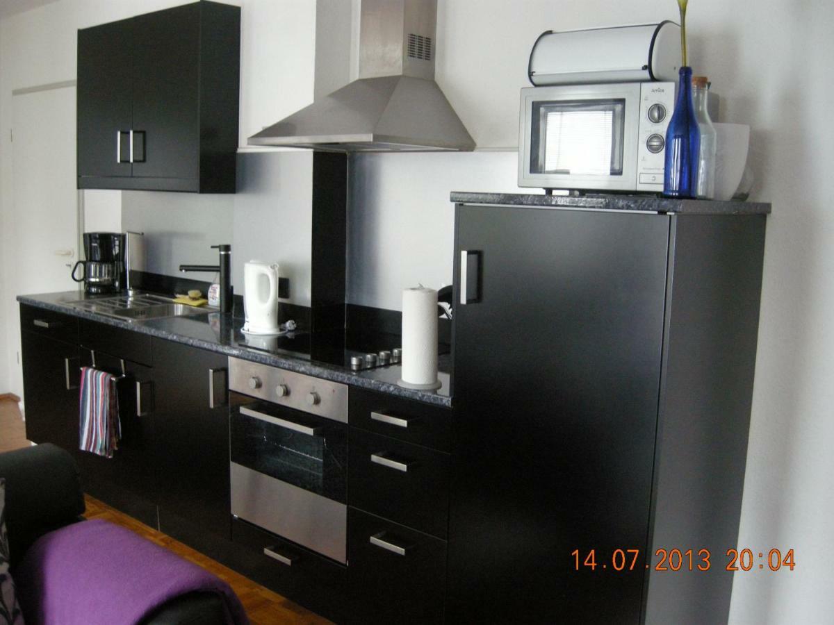 Apartmenthaus Zentrum Komfort Apartments Mit Minikuchen Verschiedener Grossen Kassel Eksteriør bilde